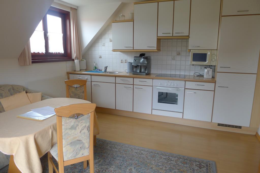 Ferienwohnung Kusternik Velden am Wörthersee Kamer foto